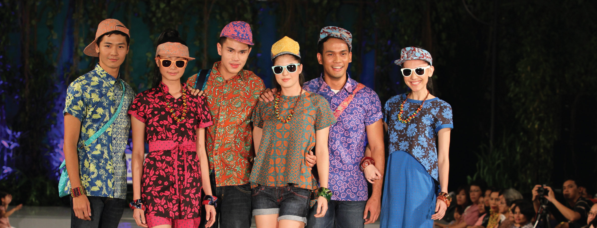 Tetap Tampil Muda Saat Berbatik 